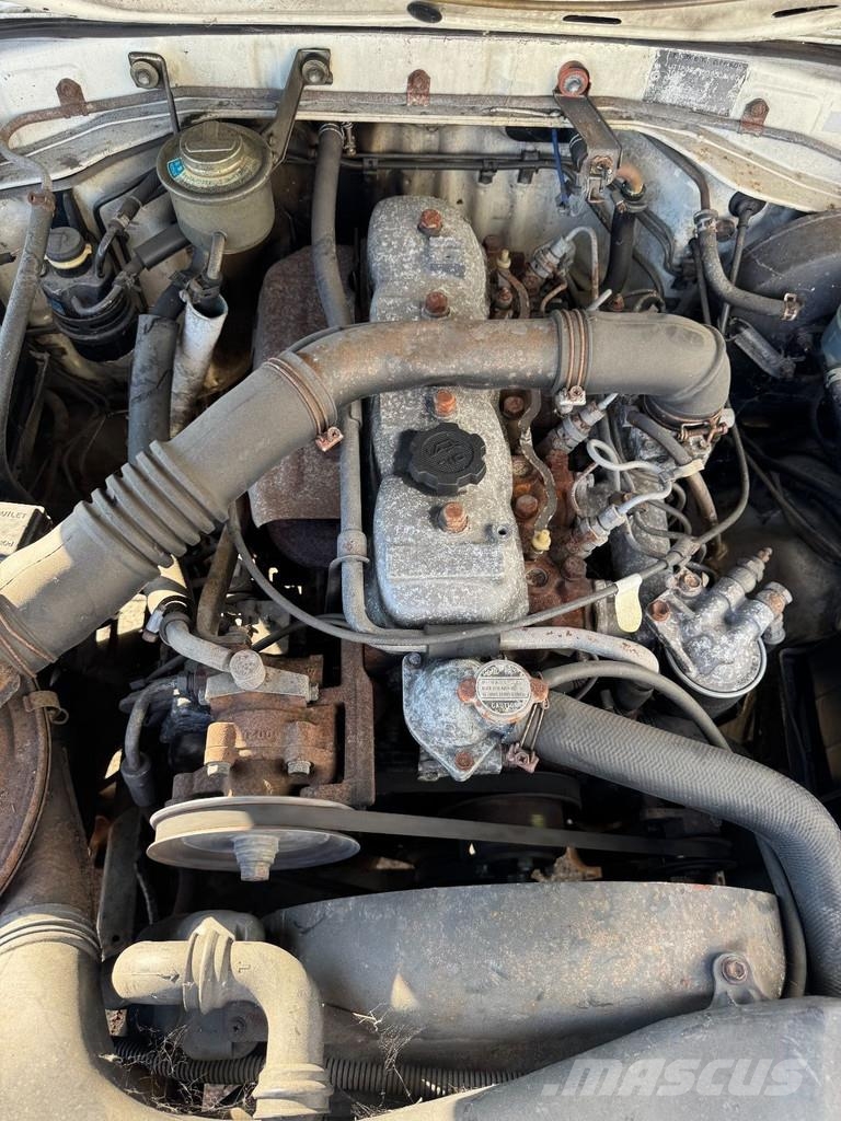 Toyota Land Cruiser **RECOVERY TRUCK-WINCH** Bärgningsbilar