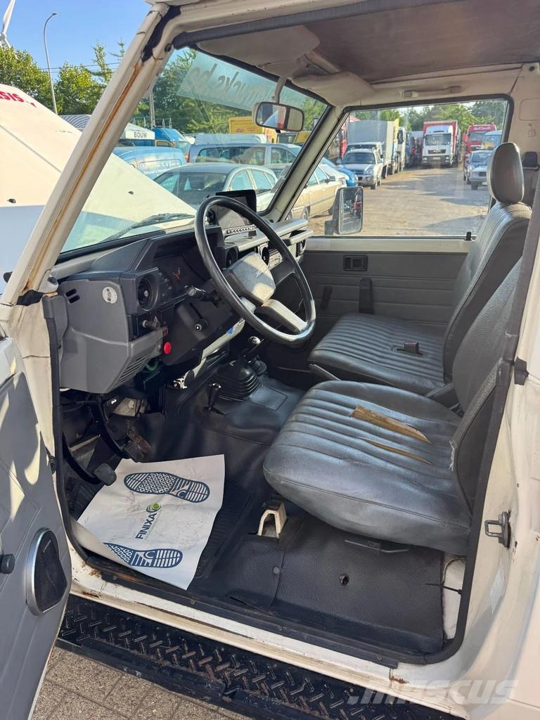 Toyota Land Cruiser **RECOVERY TRUCK-WINCH** Bärgningsbilar