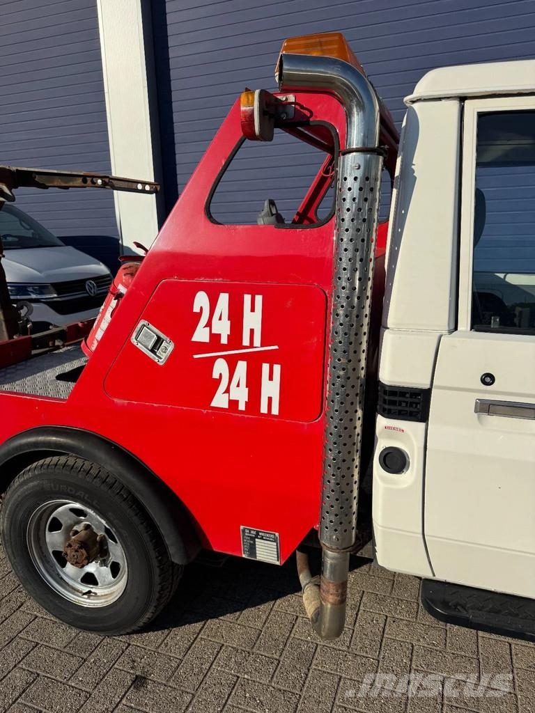 Toyota Land Cruiser **RECOVERY TRUCK-WINCH** Bärgningsbilar