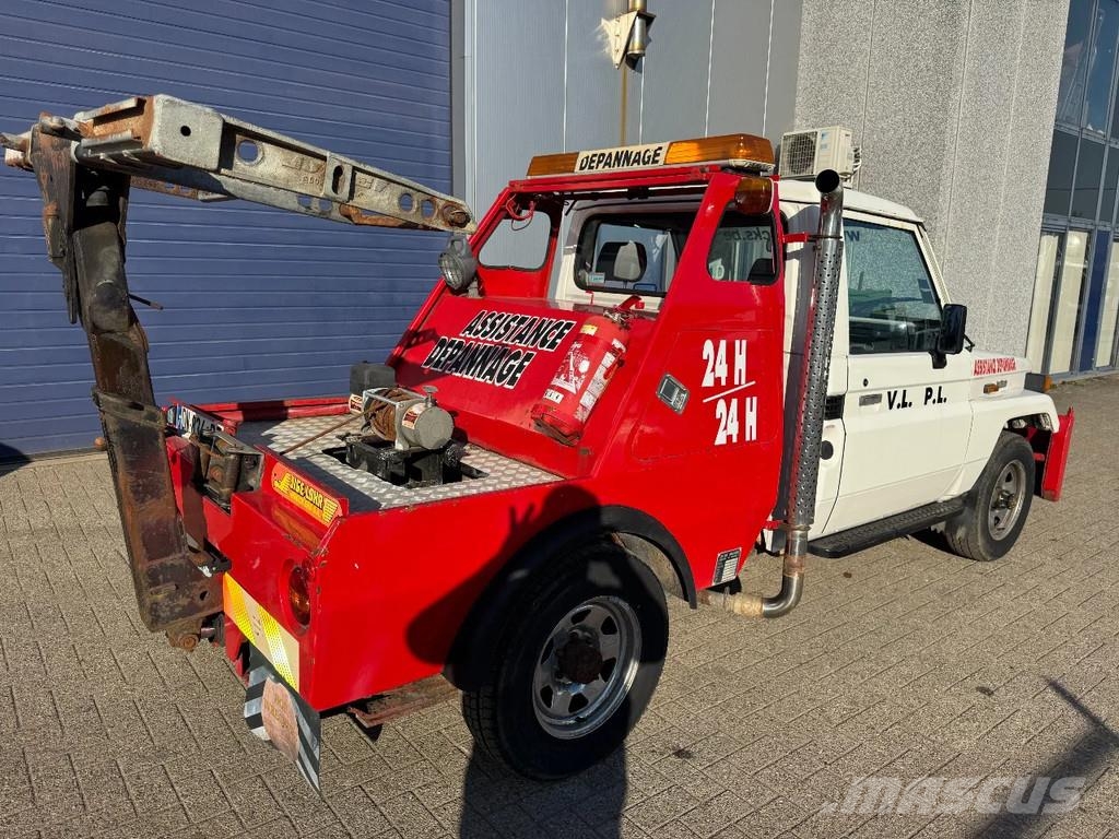 Toyota Land Cruiser **RECOVERY TRUCK-WINCH** Bärgningsbilar
