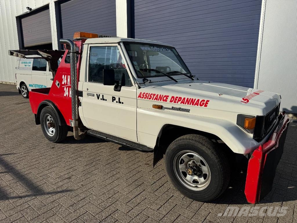 Toyota Land Cruiser **RECOVERY TRUCK-WINCH** Bärgningsbilar