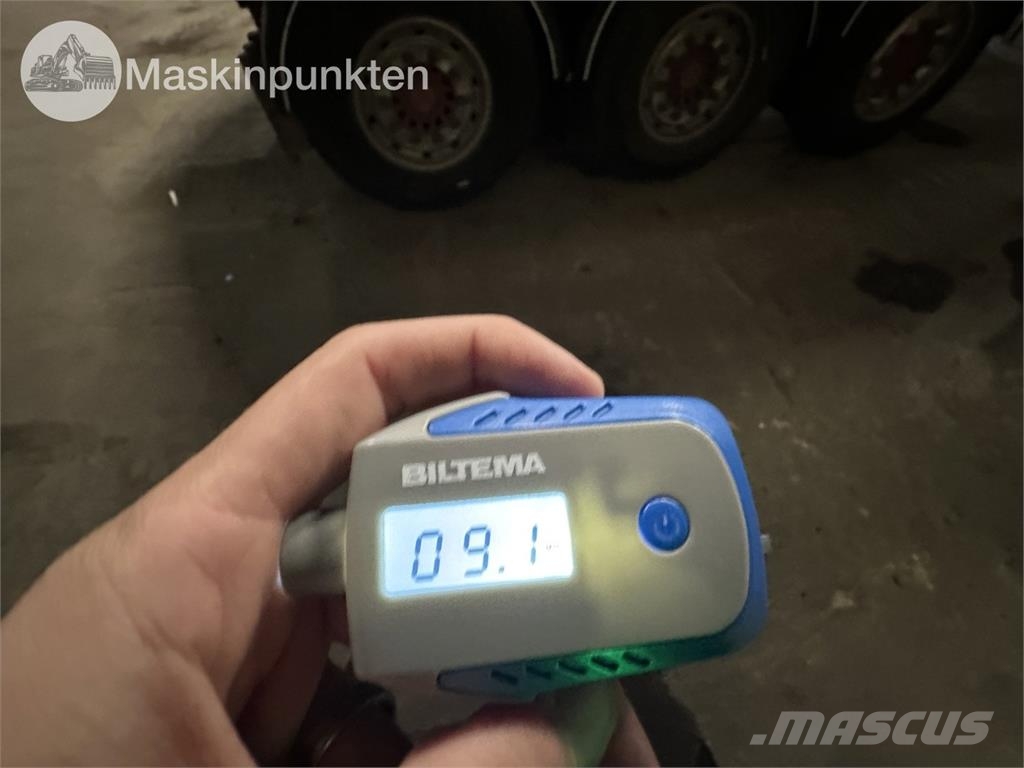 Kel-Berg SCV 15-24 Semi-trailer med tip