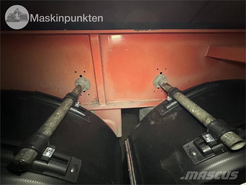 Kel-Berg SCV 15-24 Semi-trailer med tip