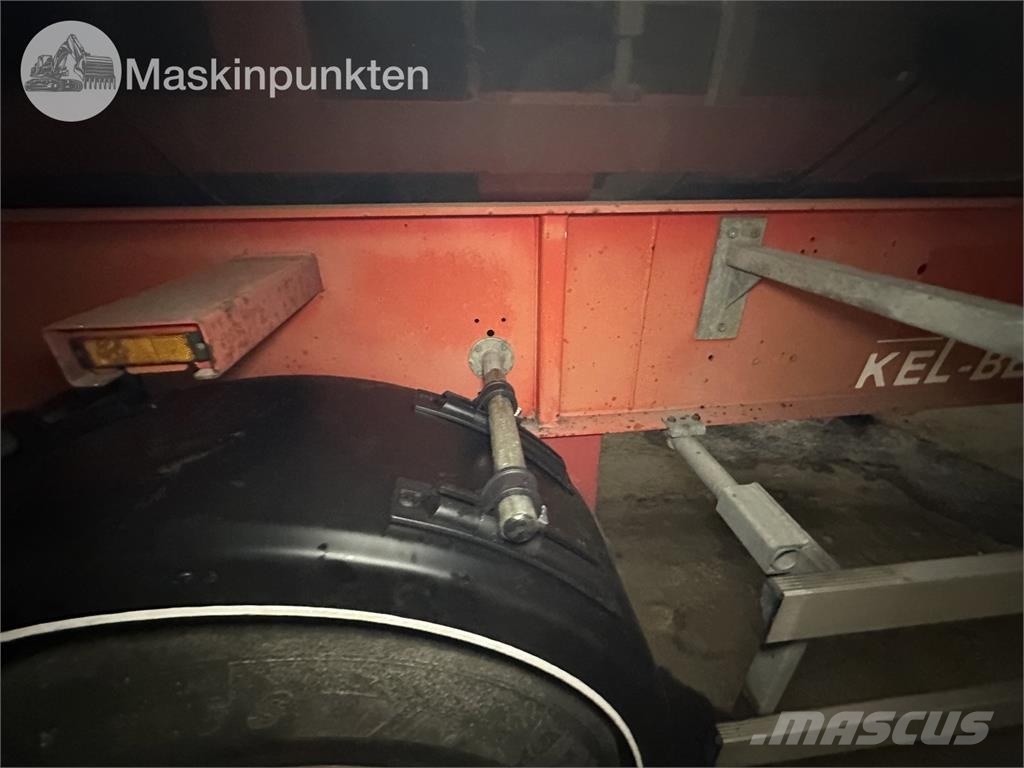 Kel-Berg SCV 15-24 Semi-trailer med tip