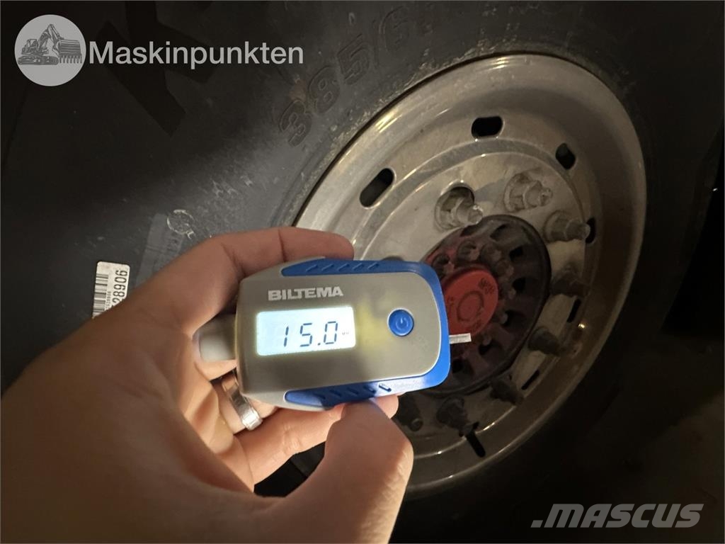 Kel-Berg SCV 15-24 Semi-trailer med tip