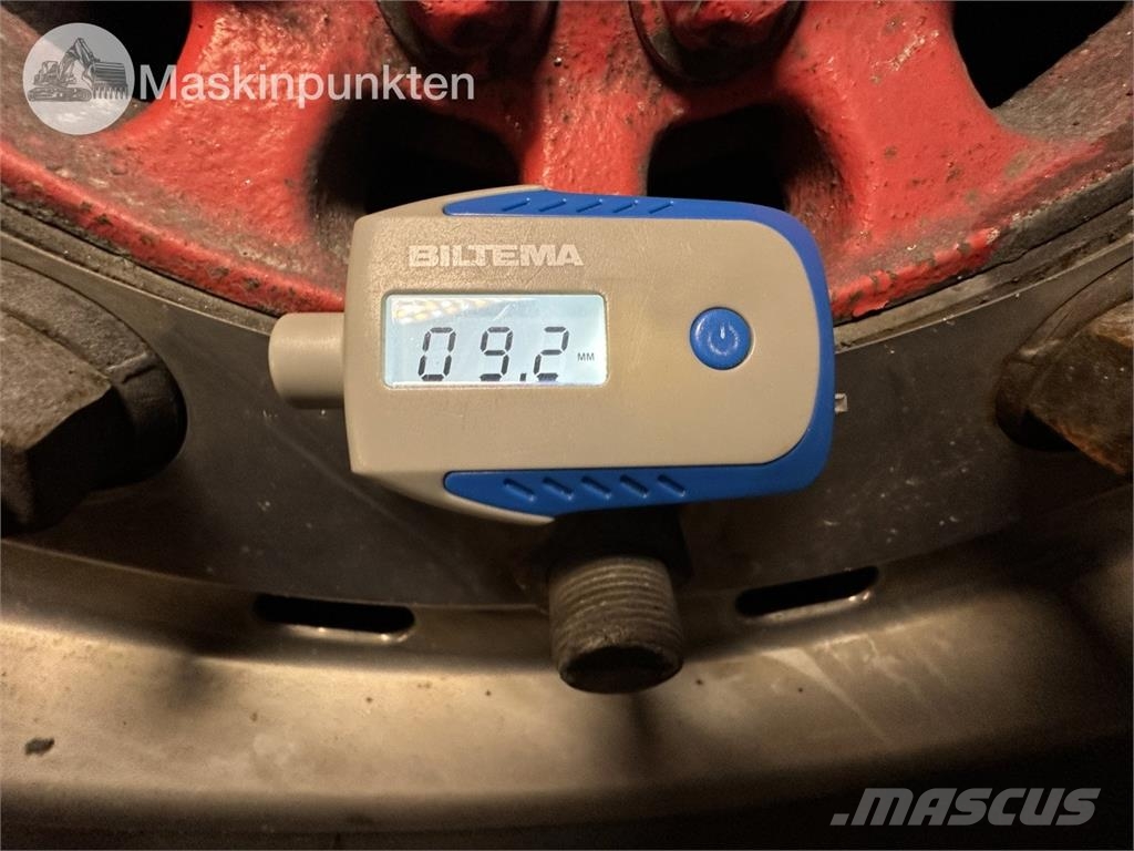 Kel-Berg SCV 15-24 Semi-trailer med tip
