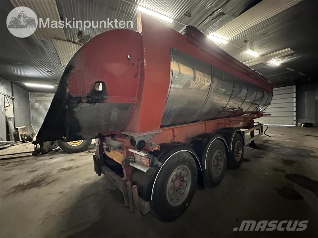 Kel-Berg SCV 15-24 Semi-trailer med tip