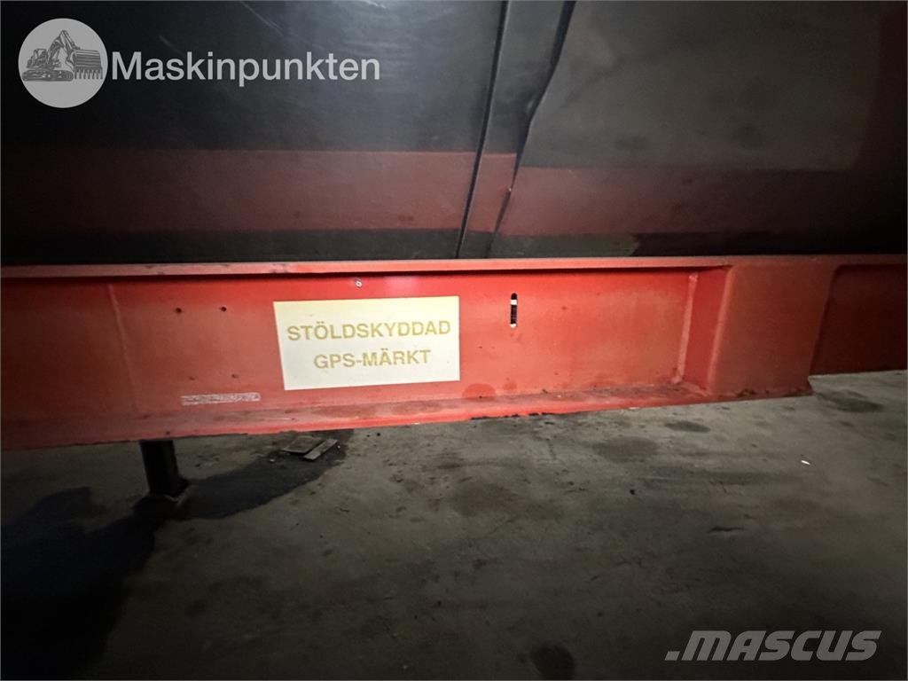Kel-Berg SCV 15-24 Semi-trailer med tip