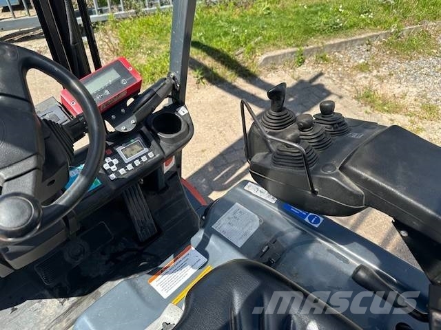Toyota 8 FBEK 16 T Electric forklifts