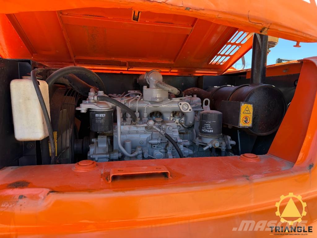 Hitachi ZX 70 대형 굴삭기 29톤 이상