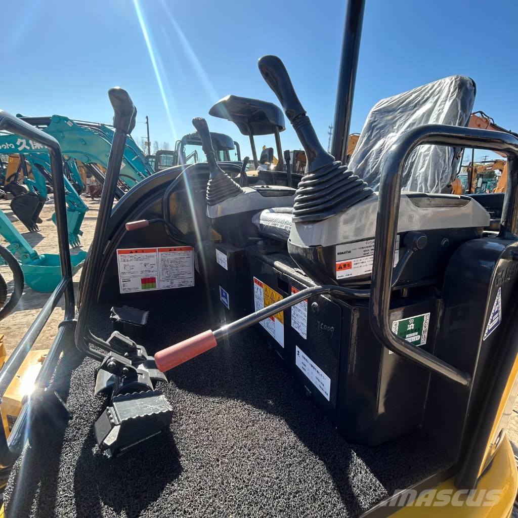 Komatsu PC 30 MR-3 小型挖掘机
