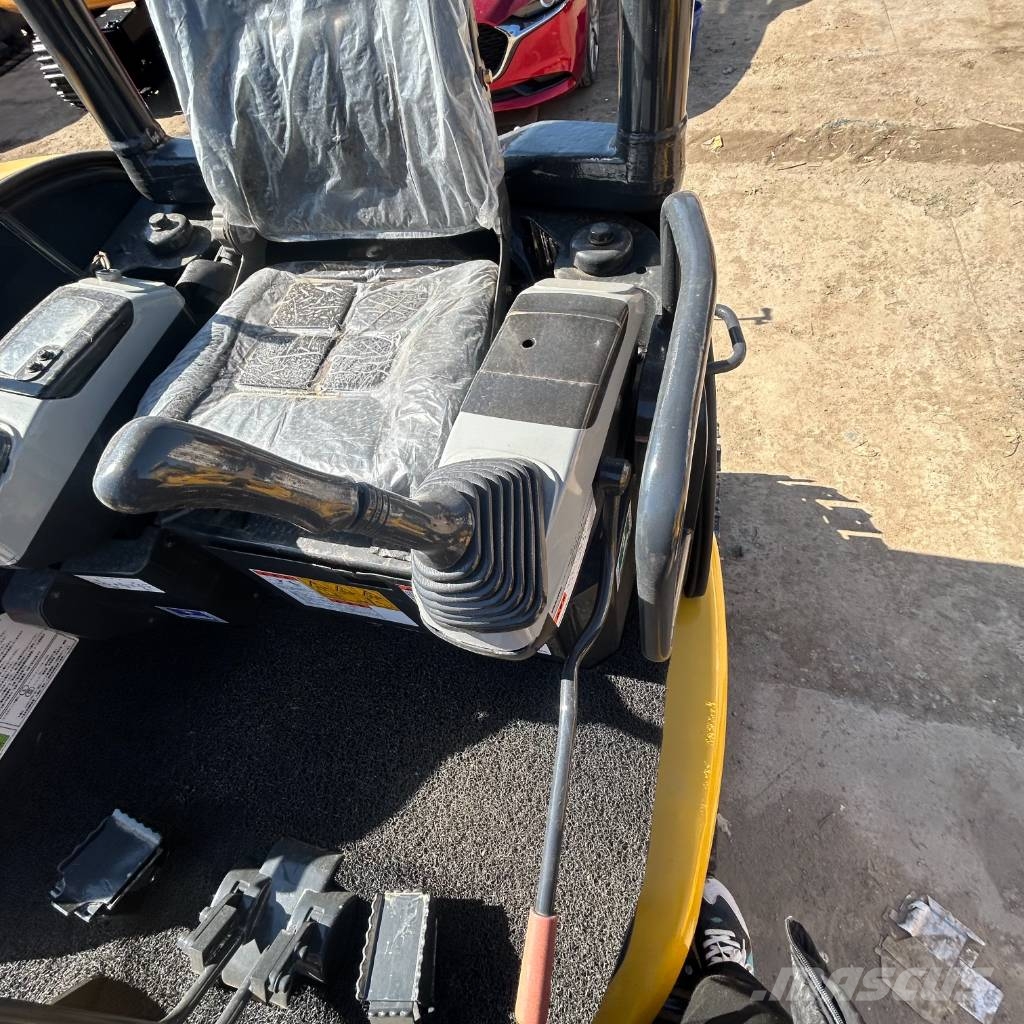 Komatsu PC 30 MR-3 小型挖掘机