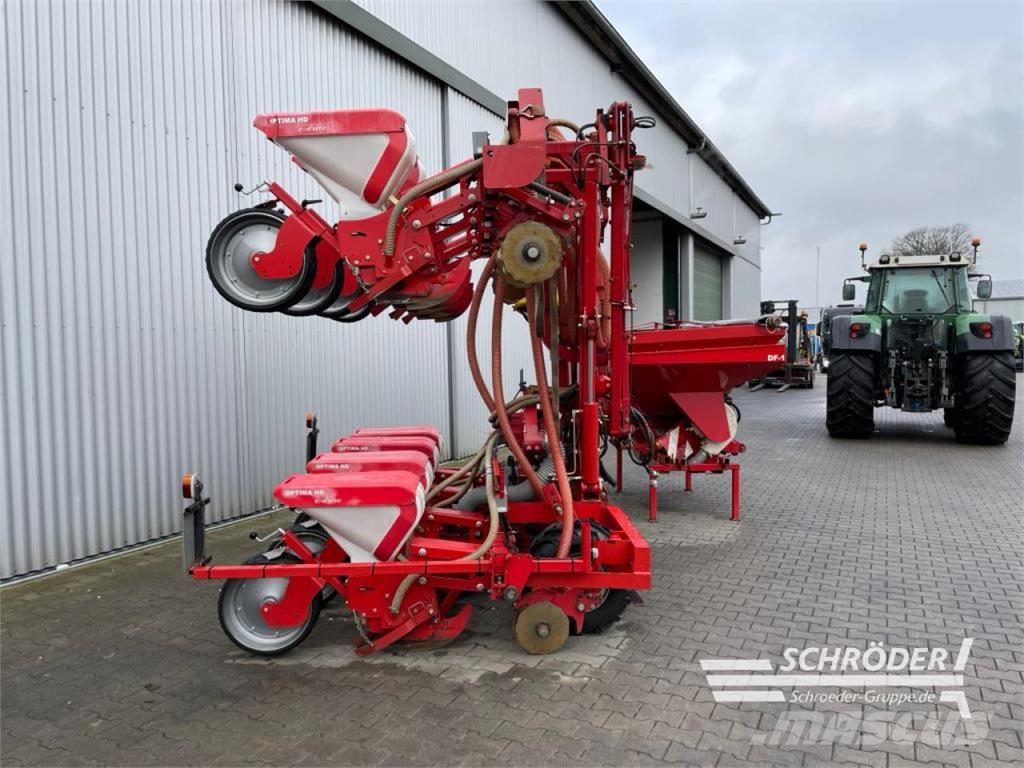 Kverneland ACCORD OPTIMA E-DRIVE + FRONTTANK Precision sowing machines