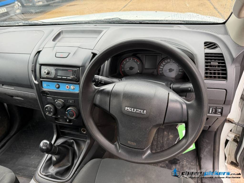 Isuzu D-Max Palfinger P130A Cherry Picker المنصات الهوائية المثبتة على شاحنة