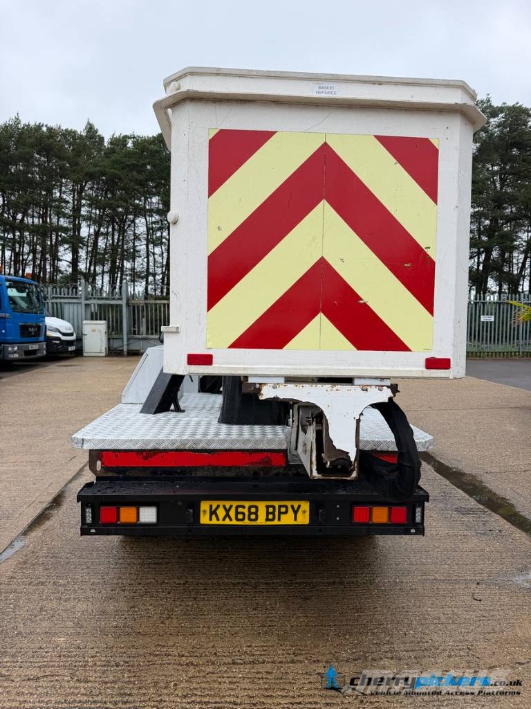 Isuzu D-Max Palfinger P130A Cherry Picker المنصات الهوائية المثبتة على شاحنة