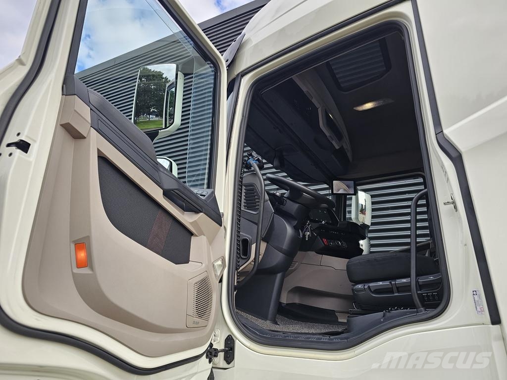 DAF XG+ 480 / 6x2-4 / LIFT -STUUR AS / INTARDER Tractor Units