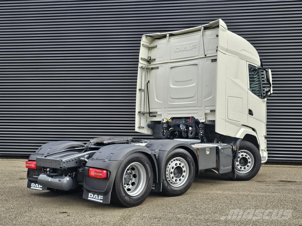 DAF XG 480 / 6x2-4 / LIFT -STUUR AS / INTARDER Cavalos mecânicos