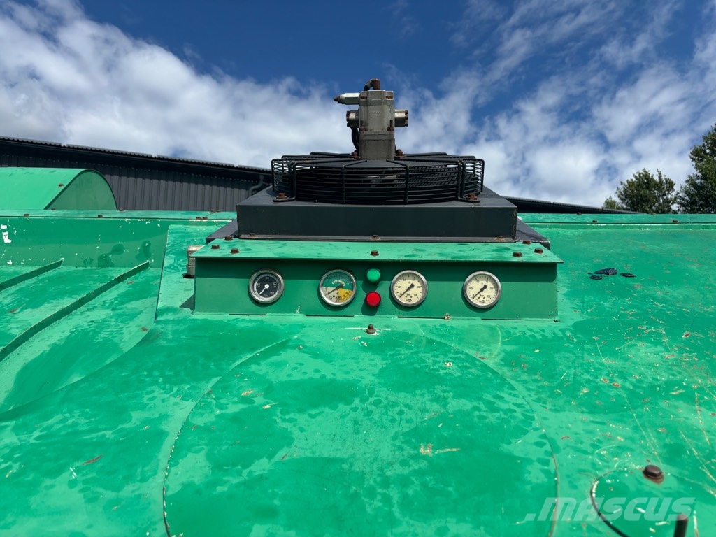 Compost Turner Kompostwender Kompostumsetzer Trac Turn Ворошители компоста