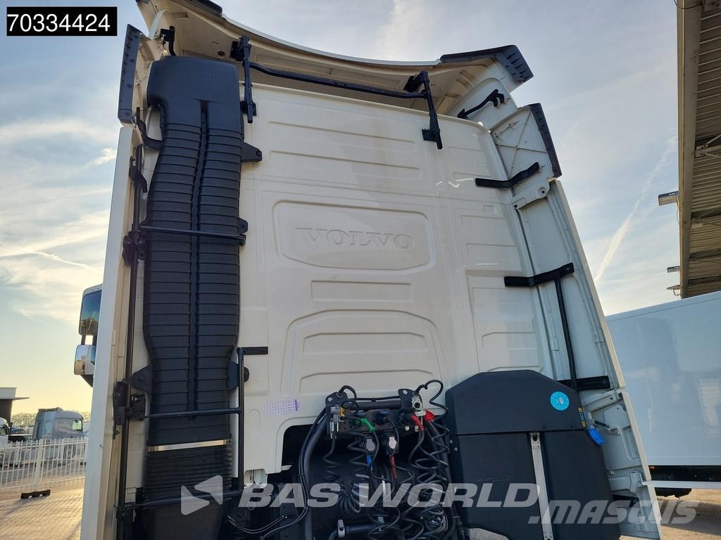 Volvo FH 460 4X2 Retarder 2x Tanks New Tyres! Ťahače