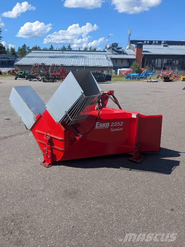 Esko Senior LV2252 Hómarók