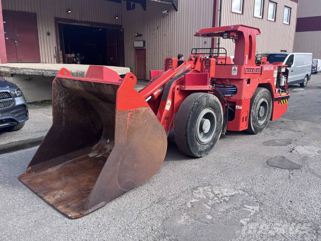 Sandvik Toro LH202 underground loader Maaalused laadurid