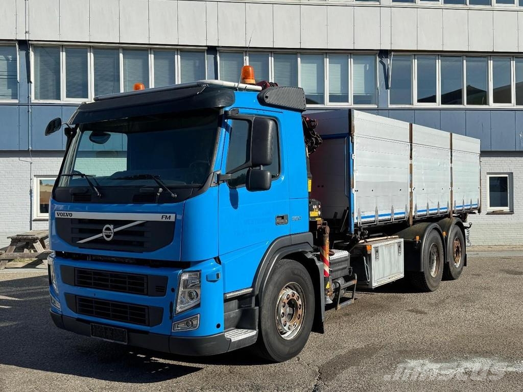 Volvo FM 330 6X2 EURO 5 KIPPER + FASSI F80A.0.22 Savivarčių priekabų vilkikai