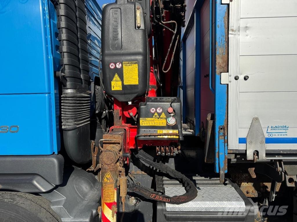 Volvo FM 330 6X2 EURO 5 KIPPER + FASSI F80A.0.22 Savivarčių priekabų vilkikai