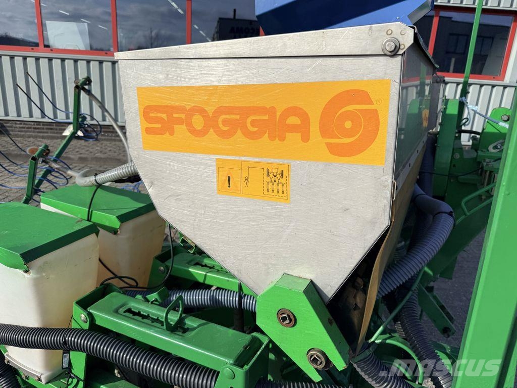 Sfoggia 6 Rijige Maiszaaier met Zaaibak Sorvetőgép