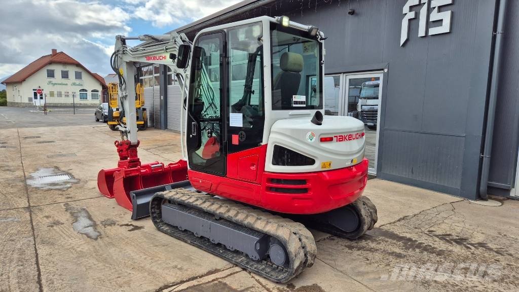 Takeuchi TB250-2 - POWERTILT - 2021 YEAR - 3315 HOURS Mini bageri < 7t