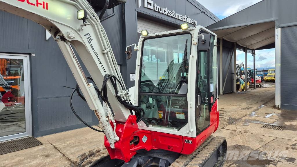 Takeuchi TB250-2 - POWERTILT - 2021 YEAR - 3315 HOURS Mini bageri < 7t