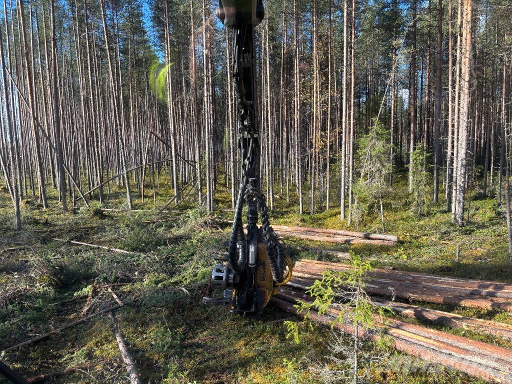 Ponsse SCORPION KING 8W Harvesters