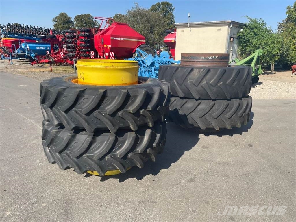John Deere Zwillingsbereifung 460/85R34 & 20.8R42 Outros acessórios de tractores