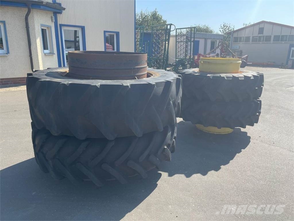 John Deere Zwillingsbereifung 460/85R34 & 20.8R42 Outros acessórios de tractores