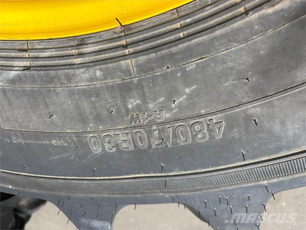Ceat VF 520/85 R38 + 480/70 R30 ماكينات زراعية - غير ذلك