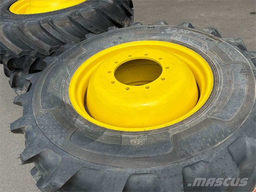Ceat VF 520/85 R38 + 480/70 R30 ماكينات زراعية - غير ذلك