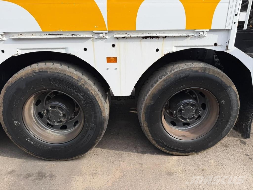 Volvo FM 360 8x4 + CRANE EFFER 275 - 4S + JIB 3S - MANUA Kranen voor alle terreinen