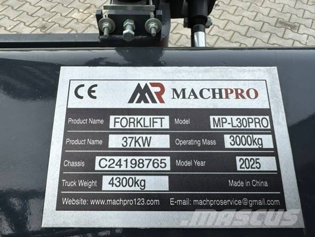 Machpro MP-L30PRO 3 Tons Forkilift NEW Dieseltrukit