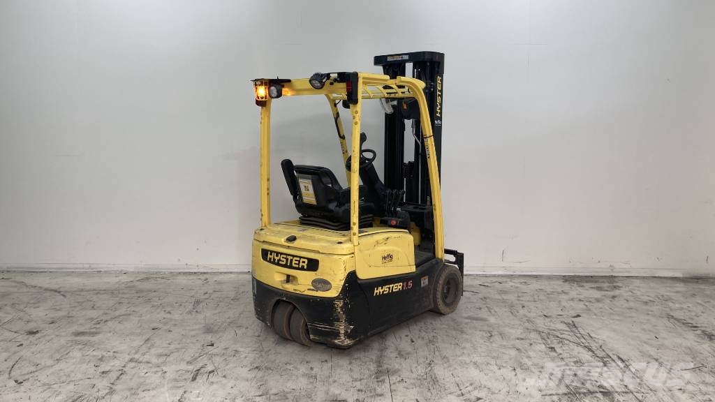 Hyster J 1.5 XNT شاحنات ذات رافعات شوكية تعمل بالكهرباء