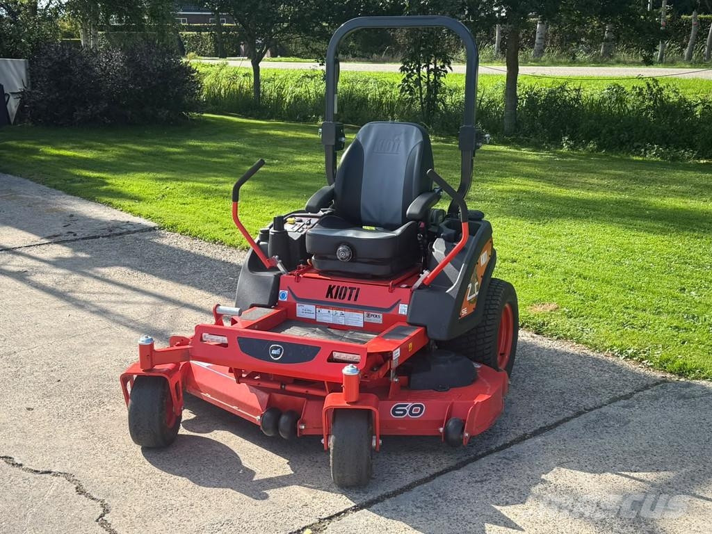 Kioti ZXC 60 SE Zero TURN gazonmaaier Maaimachine ZXC 60 ركوب الحشائش