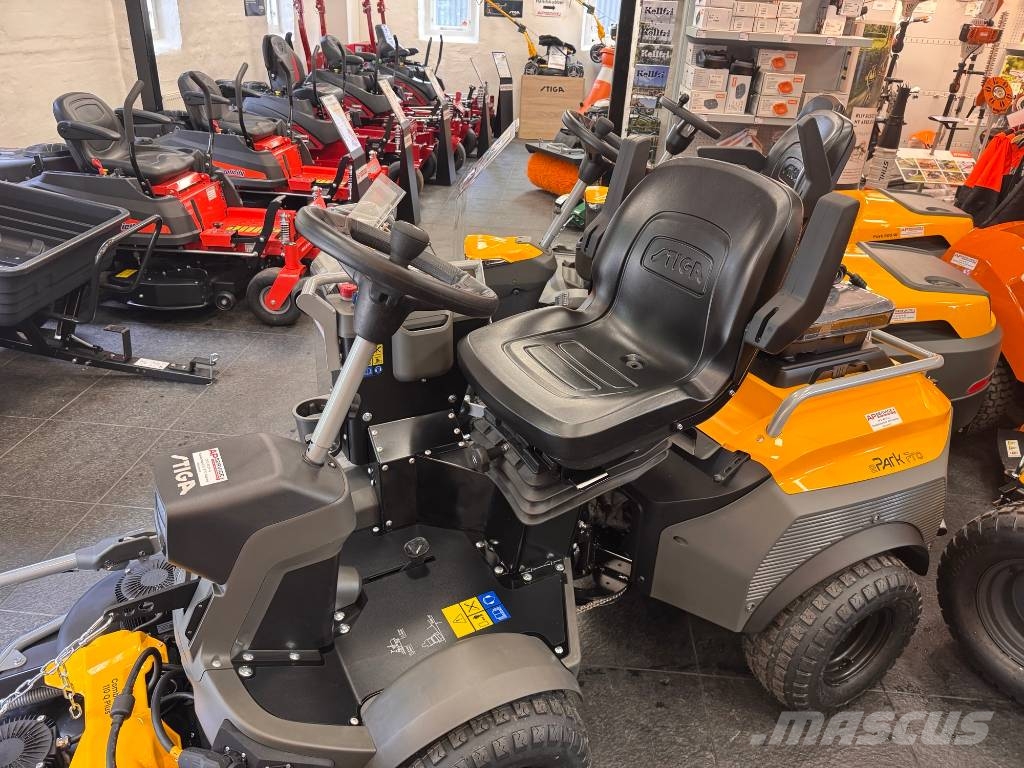 Stiga ePark Pro Päältäajettavat ruohonleikkurit