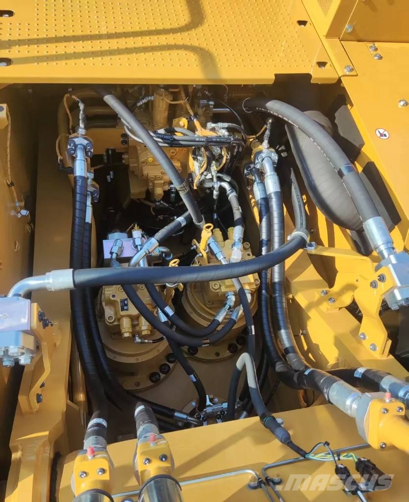 CAT 352 履带挖掘机