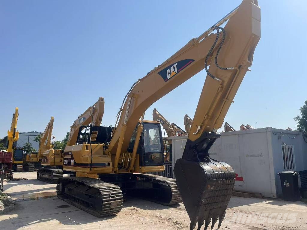 CAT 320 B L Gravemaskiner på larvebånd