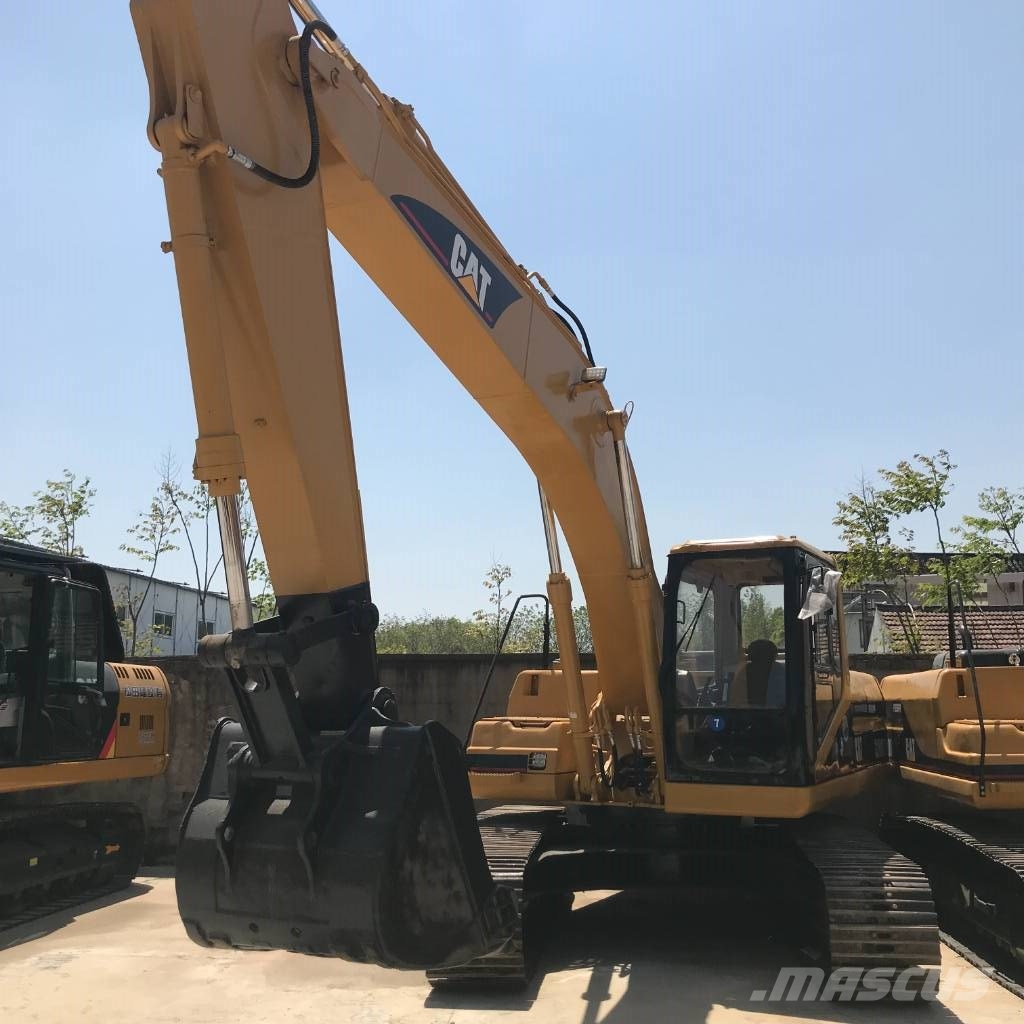 CAT 320 B L Gravemaskiner på larvebånd