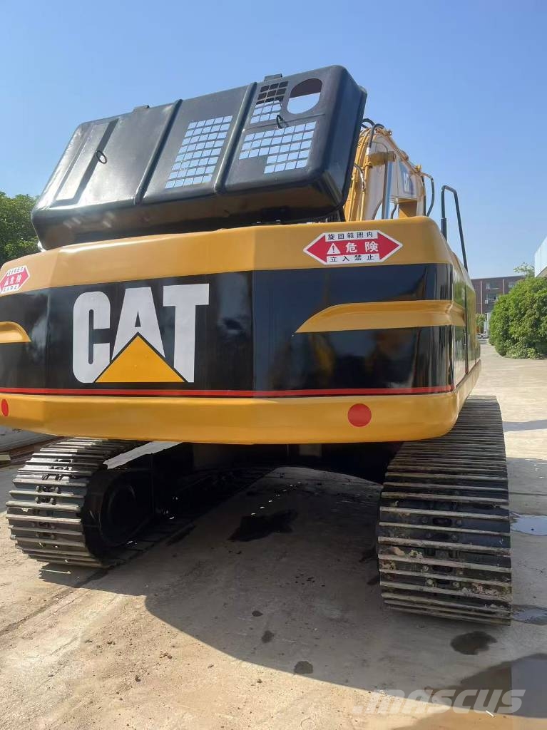 CAT 320 B L Gravemaskiner på larvebånd