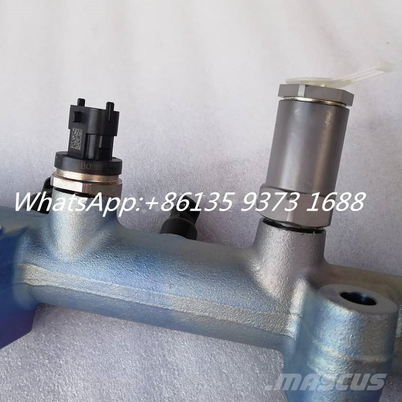 Cummins QSL8.9 Engine Fuel Manifold 3963815 0445226025 674 Moteur
