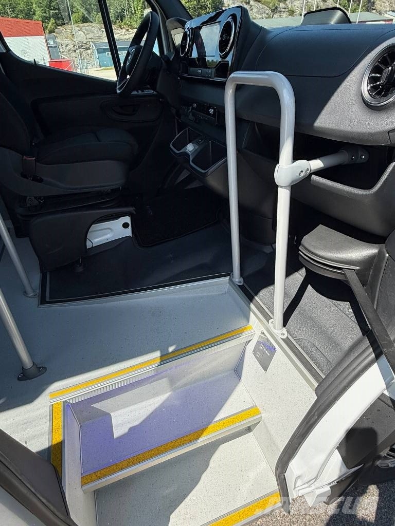 Mercedes-Benz Skolbuss 22 Skolēnu autobusi