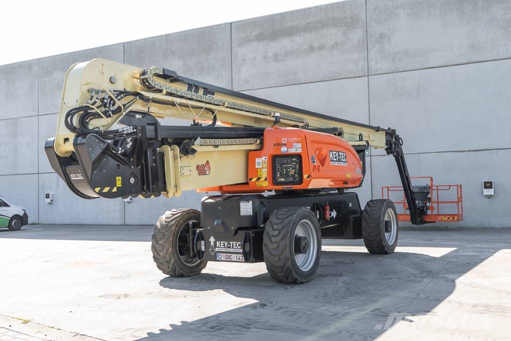 JLG 1250 AJP رافعات سلة تلسكوبية