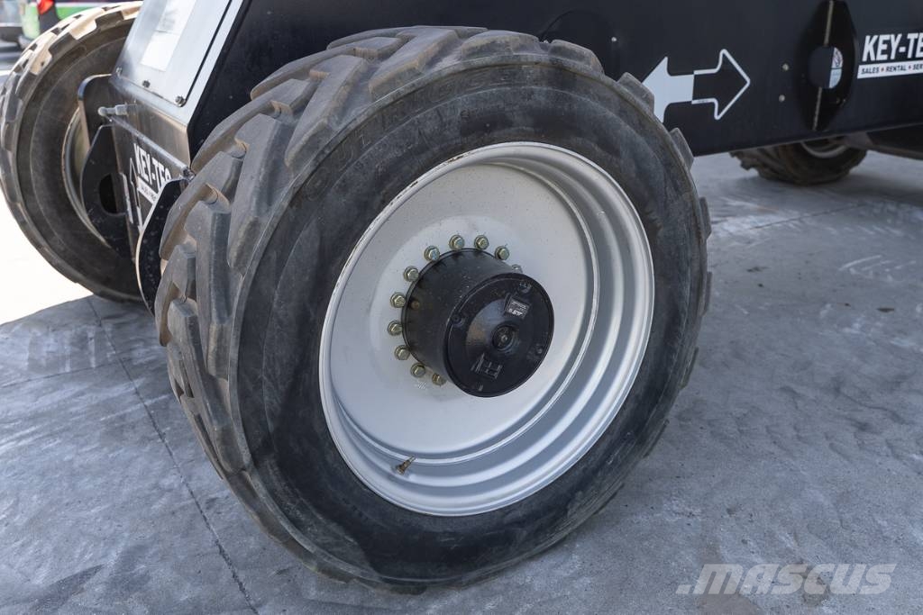 JLG 1250 AJP رافعات سلة تلسكوبية