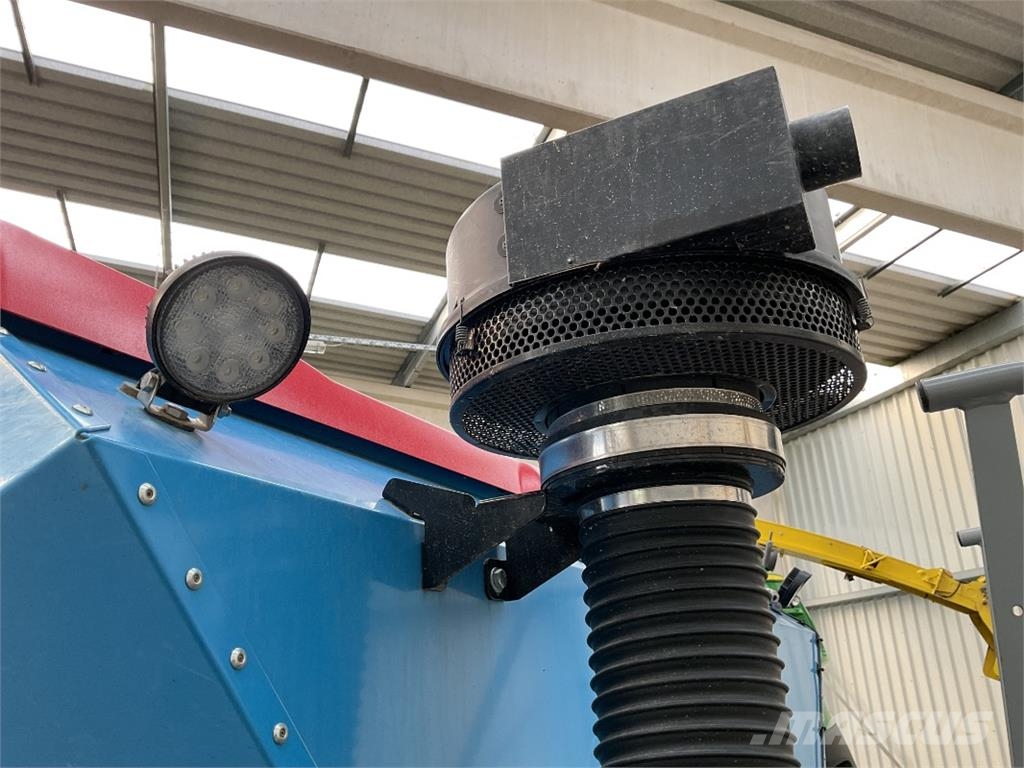 Lemken Solitair 9+/300 Drills