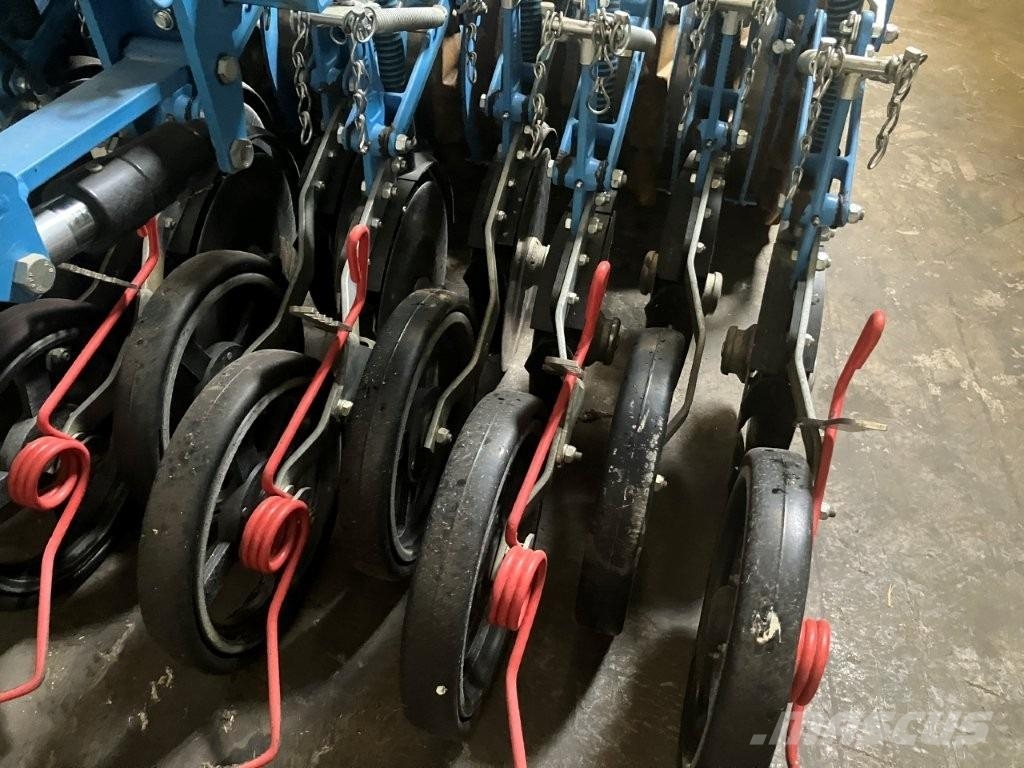 Lemken Solitair 9+/300 Külvikud
